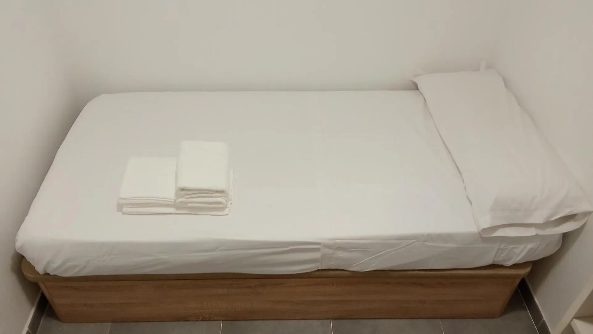 Apartment Torre Del Mar Apto 100 M Playa Piscina Wifi 1 Hab