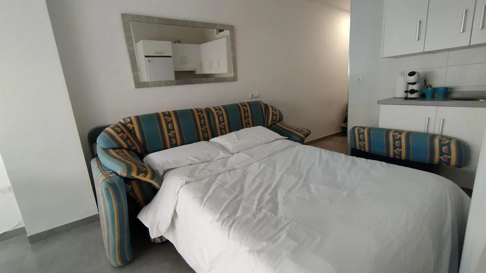 Apartment Torre Del Mar Apto 100 M Playa Piscina Wifi 1 Hab